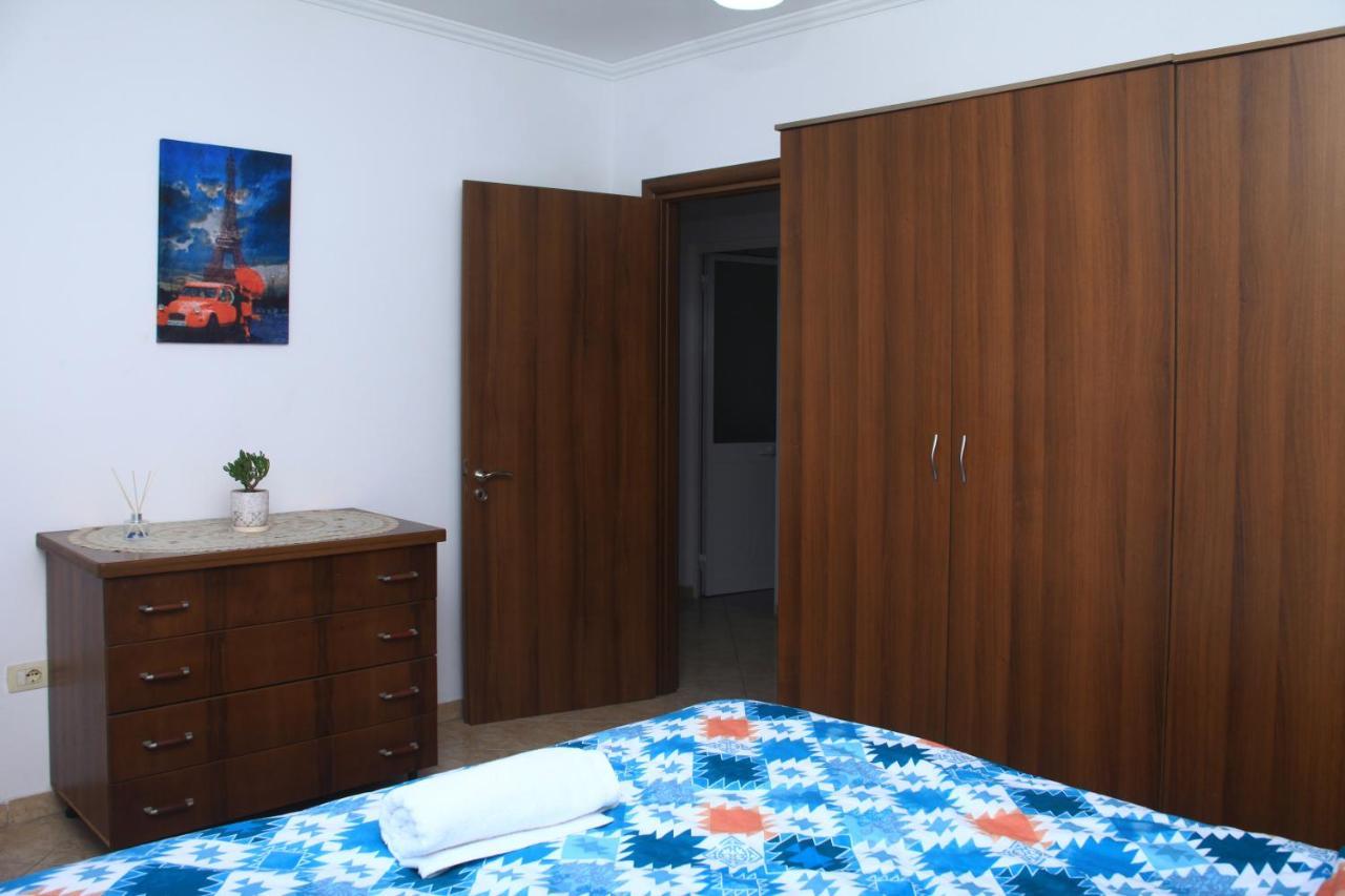 Beautiful Apartment At Port Side! Durrës Exterior foto